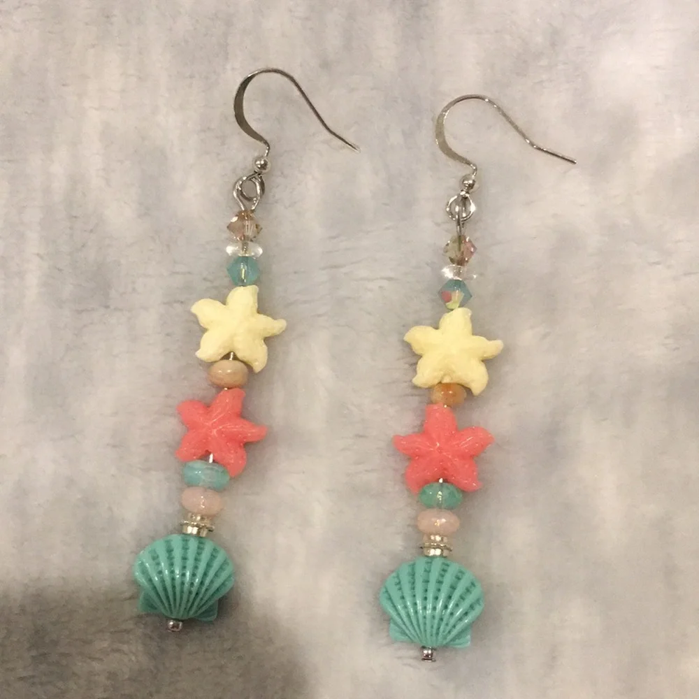 Handcrafted Starfish and Shell Beach Dangle Earrings Swarovski Crystal NWT - Picture 2 of 8